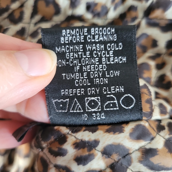 Womens Black Rivet Cropped Jacket Leopard print lining bell/fluted sleeve S Med - Picture 12 of 14